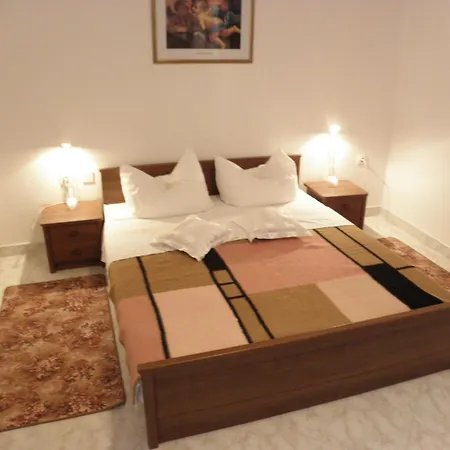 Apartment Snjeza *